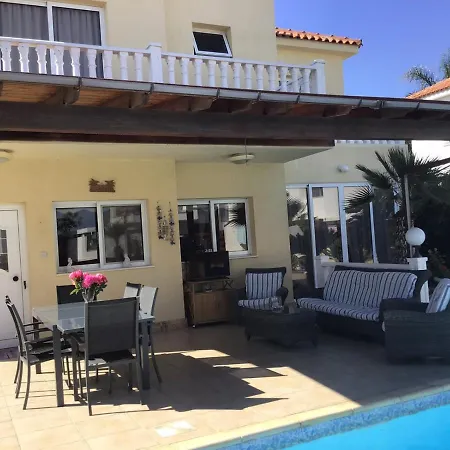 Carolyn Villa Is A Luxury 4-Bedroom Villa With Private Pool In Ayia Napa Exterior photo